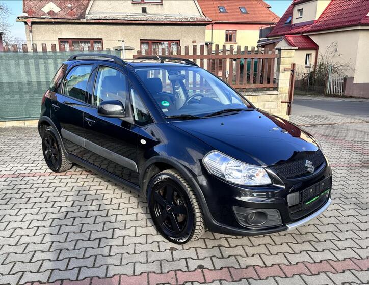 Suzuki SX4 1