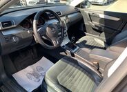 Volkswagen Passat 16