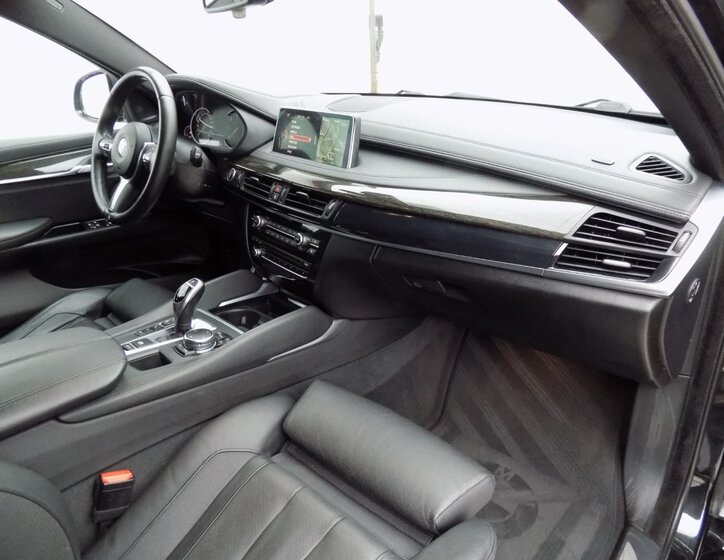BMW X6 17