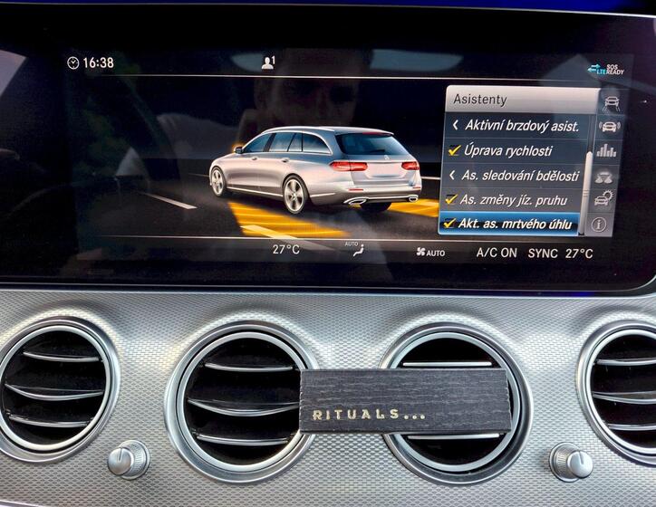 Mercedes-Benz Třídy E 23