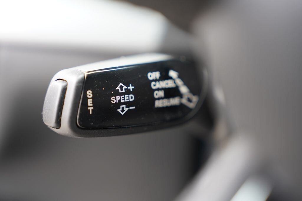 Audi A8 Sedan / Limuzína 3,0 l 213 kw