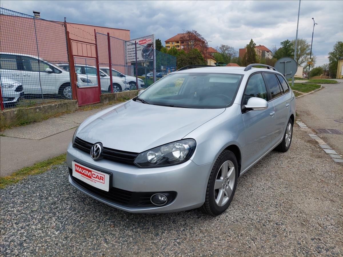 Volkswagen Golf Kombi 1,6 l 77 kw