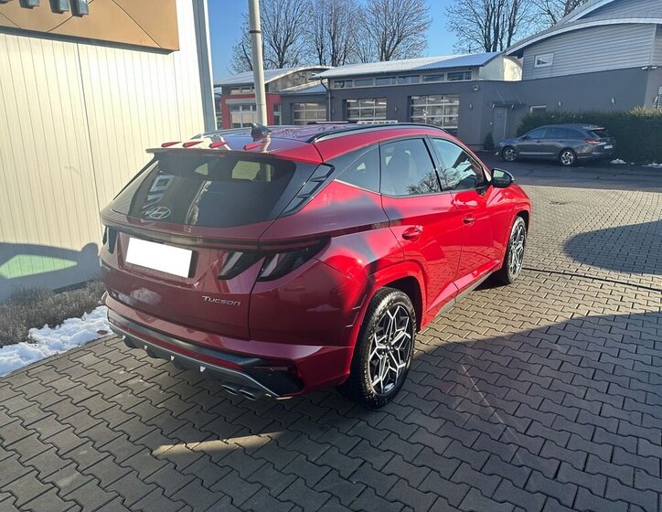 Hyundai Tucson SUV 1,6 l 110 kw