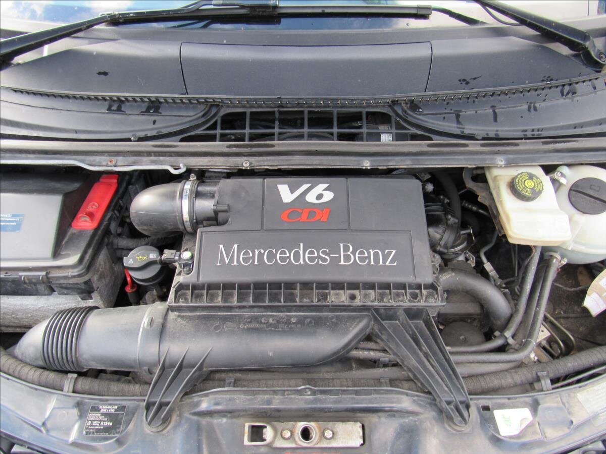 Mercedes-Benz Viano Kombi 3,0 l 150 kw