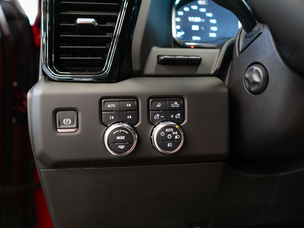 GMC Sierra Pick-up 6,2 l 313 kw