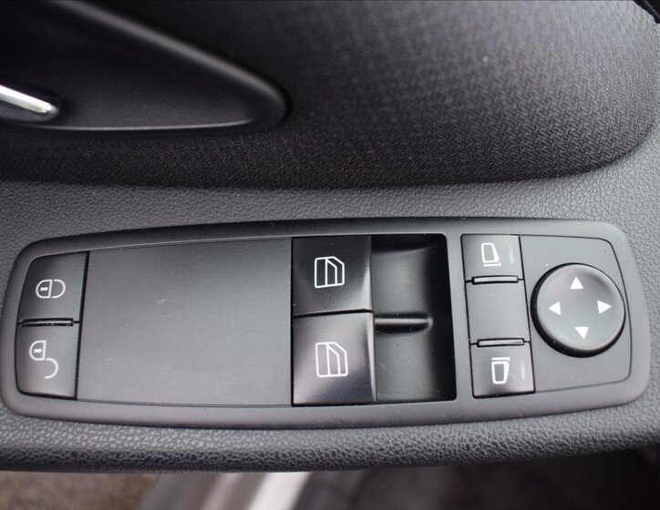 Mercedes-Benz Třídy B Hatchback 1,7 l 85 kw