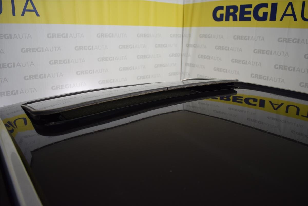 Opel Astra Kombi 2,0 l 121 kw