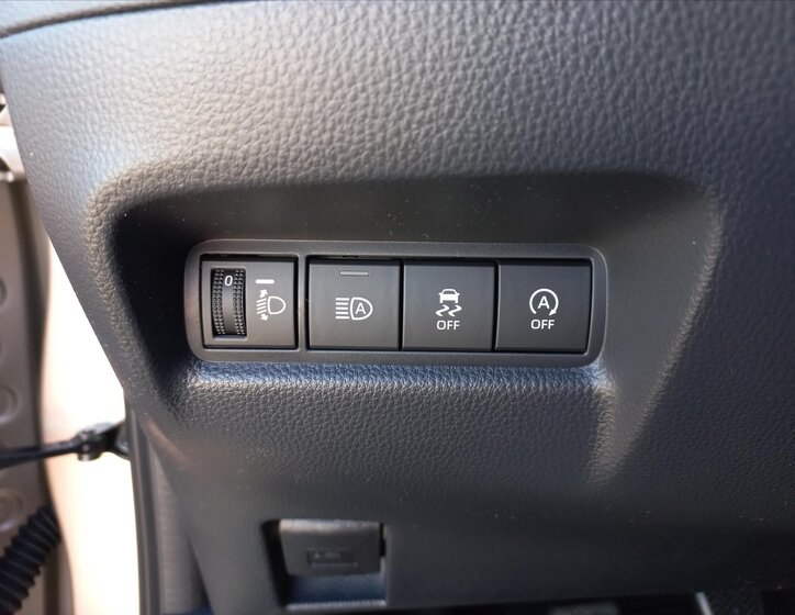 Toyota Aygo Hatchback 998,0 53 kw