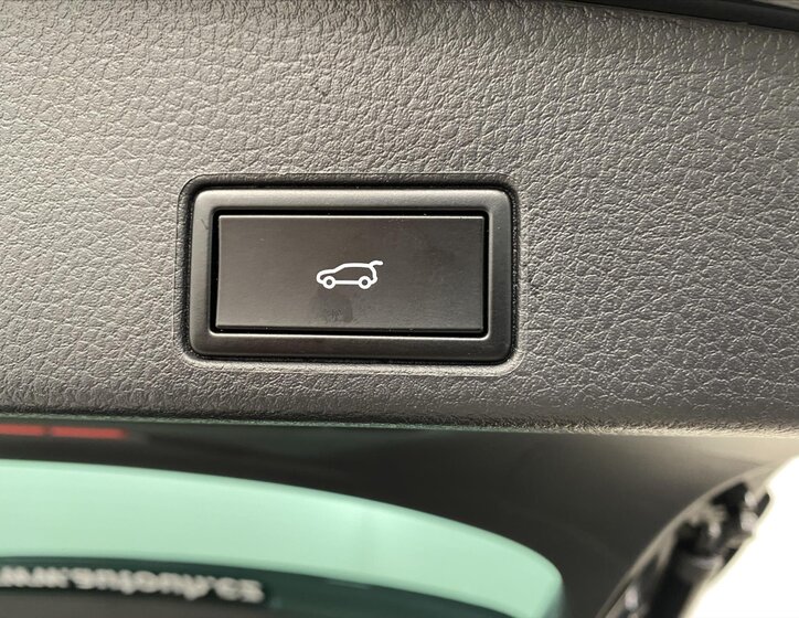 Volkswagen Touareg Kombi 3,0 l 193 kw