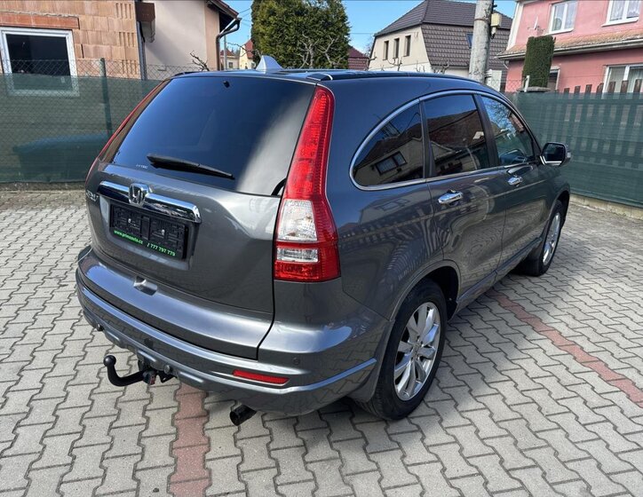 Honda CR-V SUV / Terénní 2,0 l 110 kw