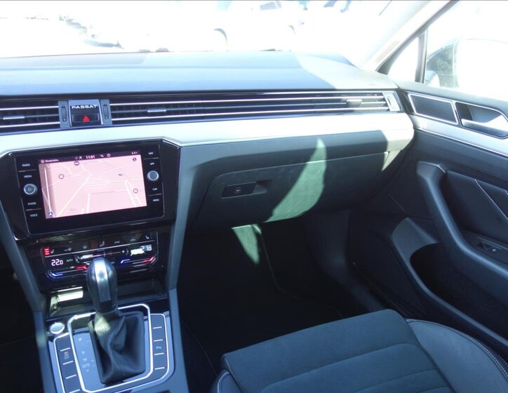 Volkswagen Passat Sedan 2,0 l 110 kw