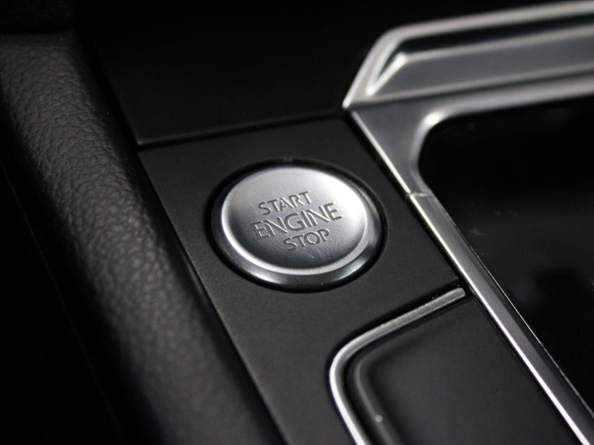 Volkswagen Passat Kombi 2,0 l 110 kw