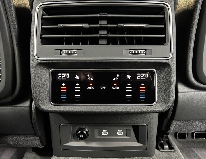 Audi Q8 SUV 3,0 l 210 kw