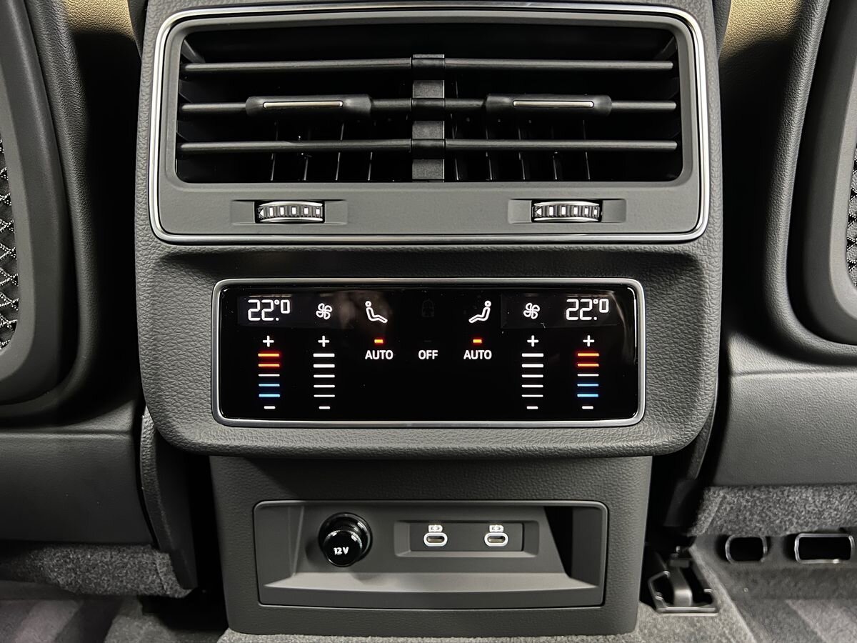 Audi Q8 SUV 3,0 l 210 kw