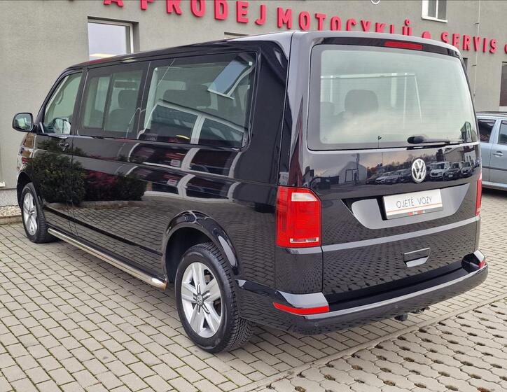 Volkswagen Multivan 8