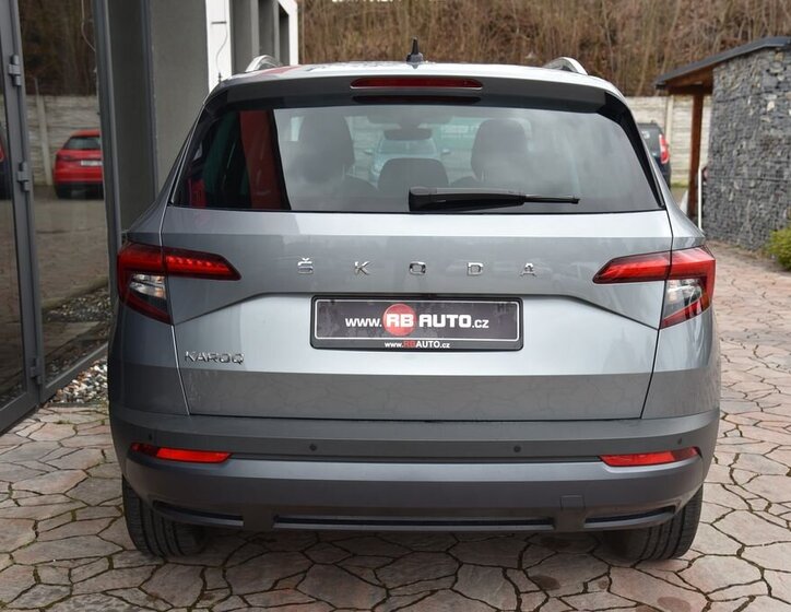 Škoda Karoq SUV / Terénní 1,5 l 110 kw