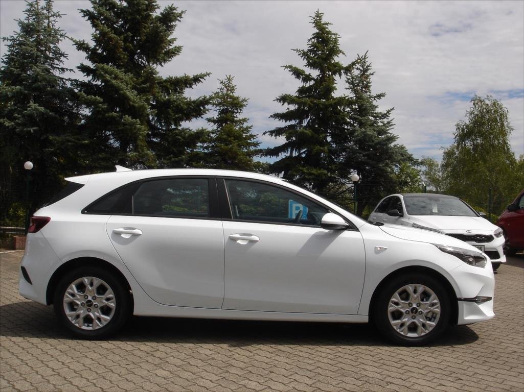 KIA Ceed Hatchback 1,5 l 118 kw