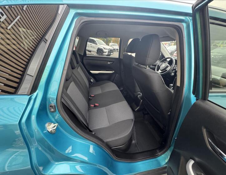 Suzuki Vitara 13