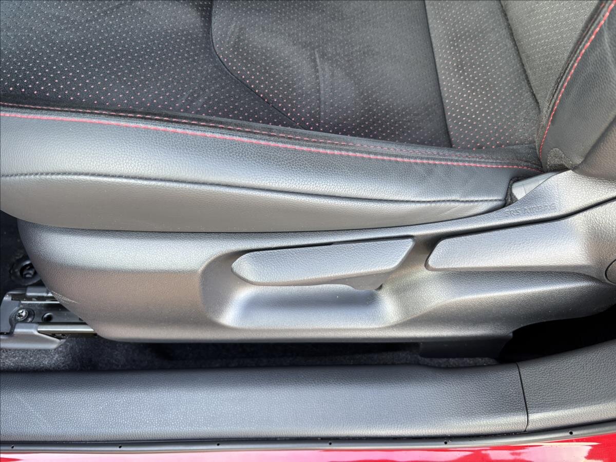 Toyota GR Yaris Hatchback 1,6 l 192 kw