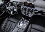 BMW Řada 7 25