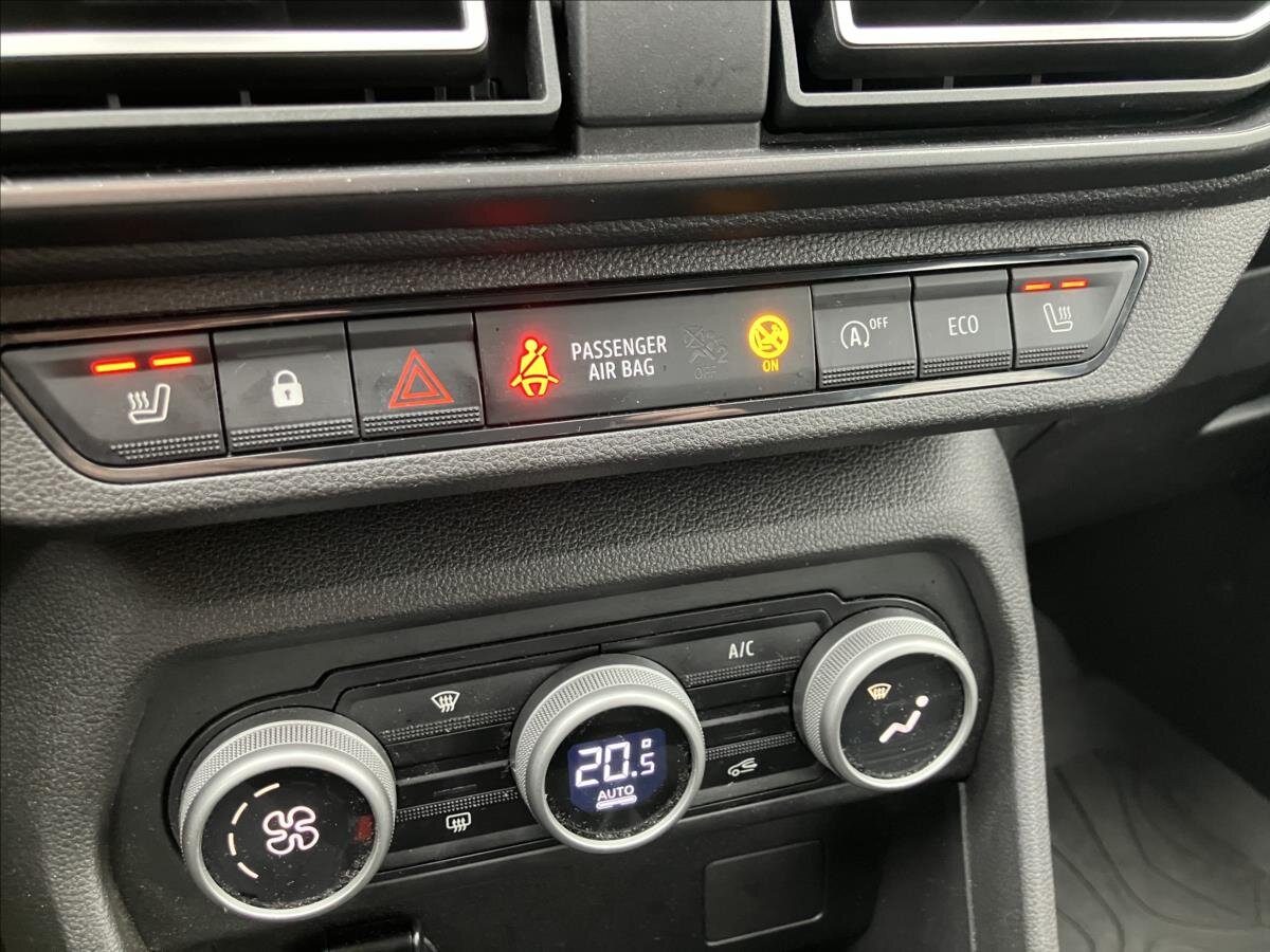 Dacia Sandero Hatchback 999,0 67 kw