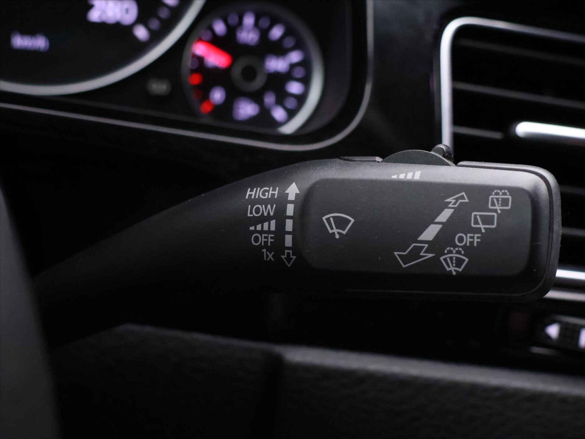 Volkswagen Touareg SUV 3,0 l 193 kw