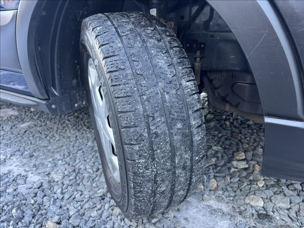 Ford Transit Kombi 2,0 l 96 kw