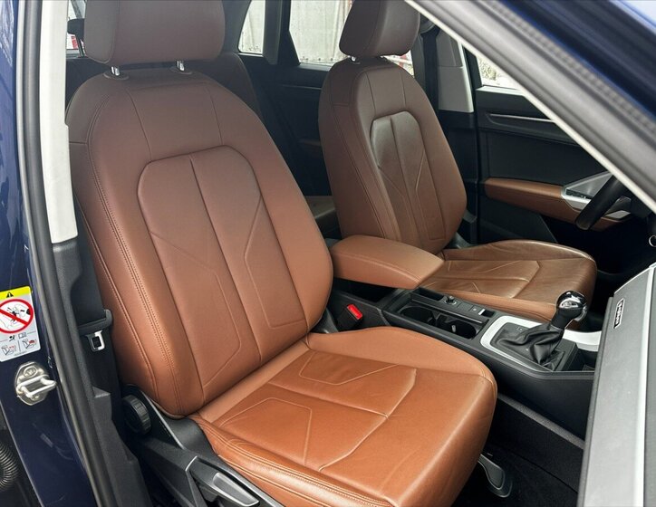 Audi Q3 Kombi 2,0 l 147 kw