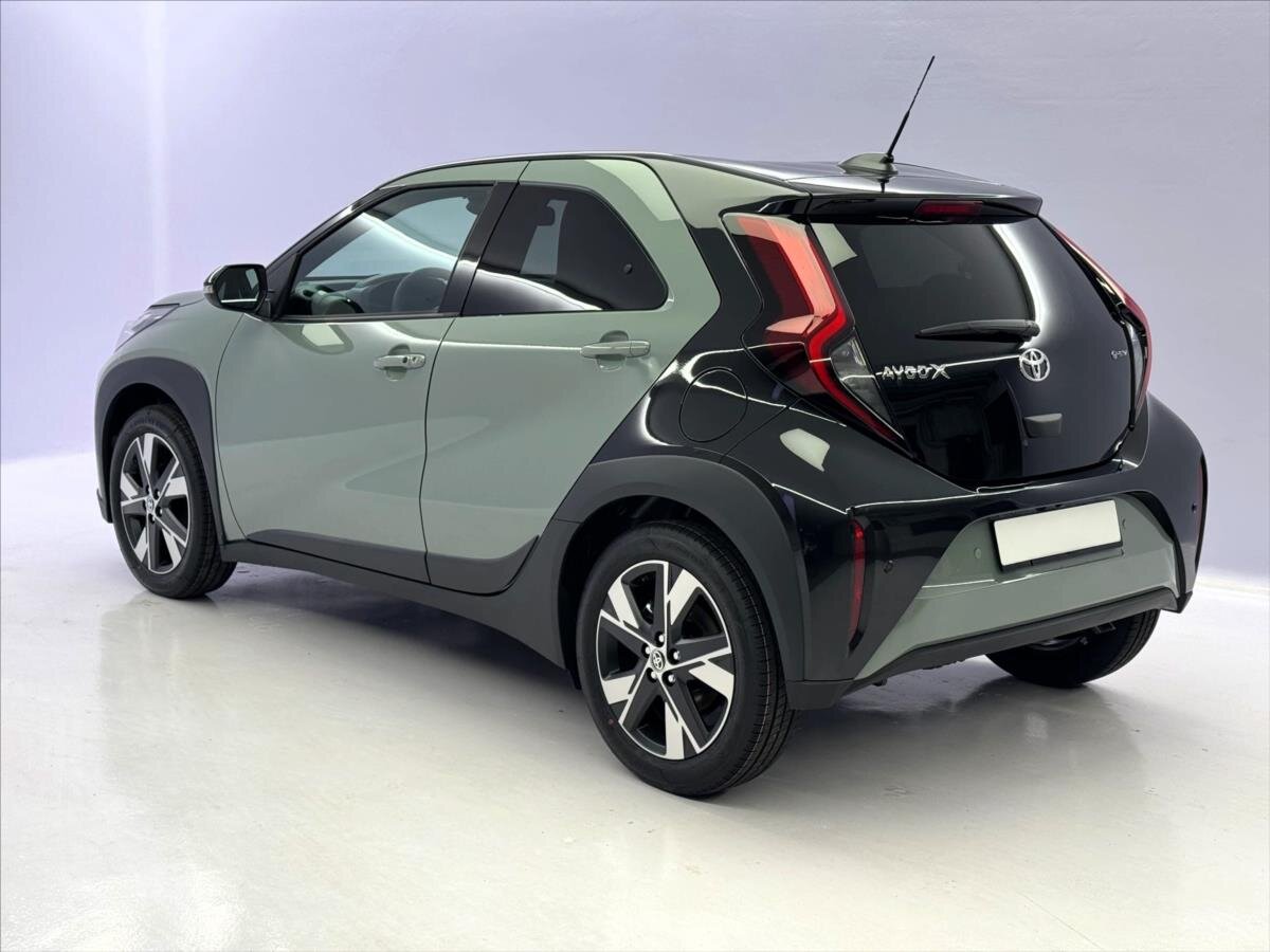 Toyota Aygo Hatchback 1,5 l 85 kw