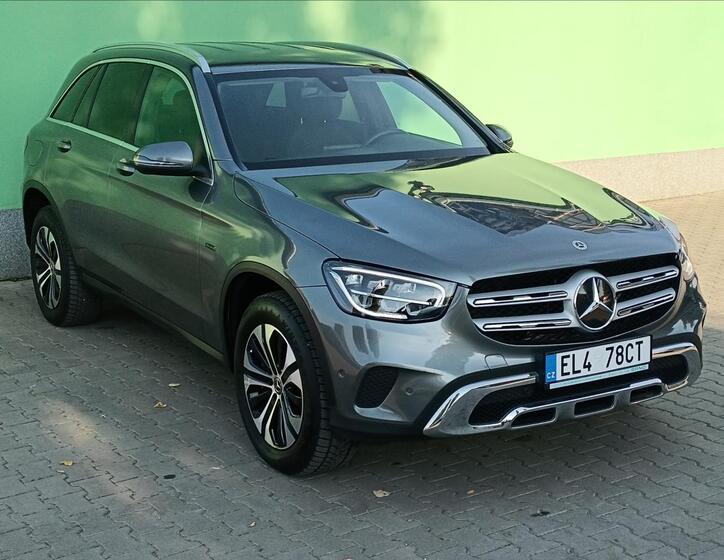 Mercedes-Benz GLC 12