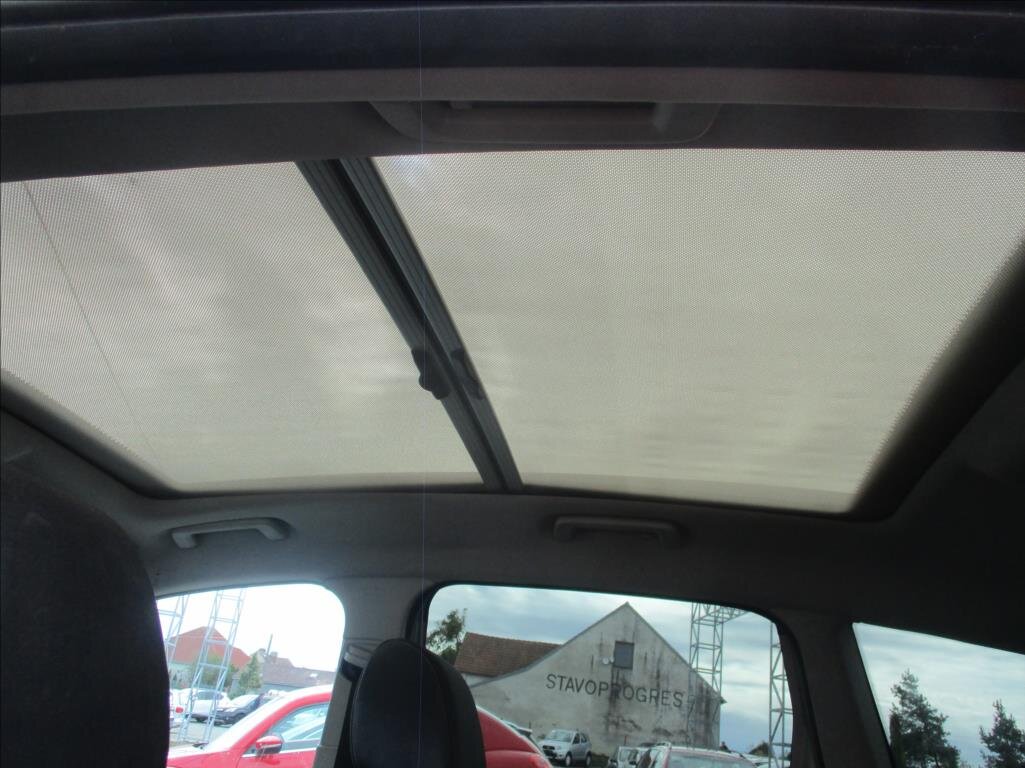 Ford Kuga SUV / Terénní 2,0 l 100 kw