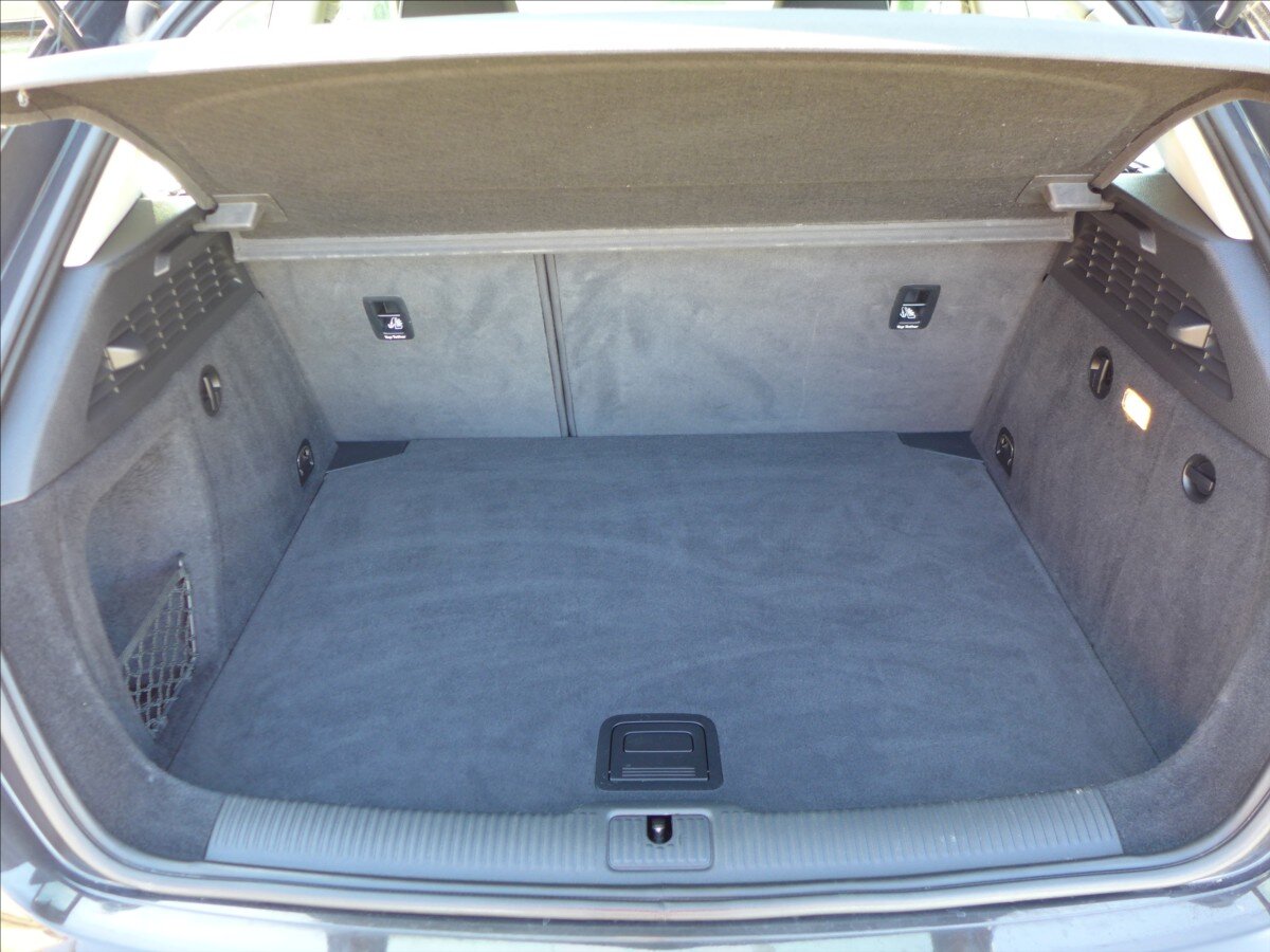 Audi A3 Hatchback 1,4 l 90 kw