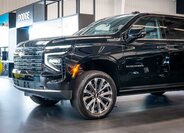 Chevrolet Suburban SUV 6,2 l 313 kw