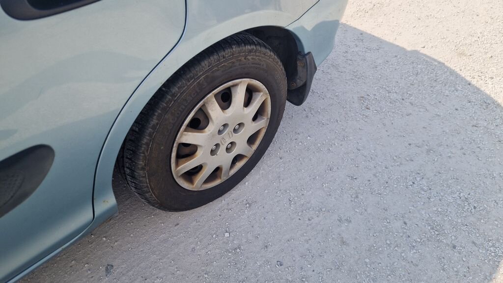 Honda Civic Kombi 1,4 l 66 kw