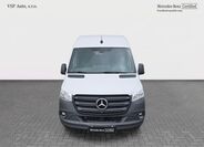 Mercedes-Benz Sprinter 8