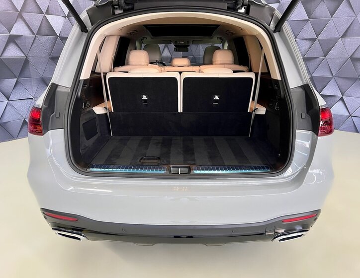 Mercedes-Benz GLS SUV 3,0 l 270 kw