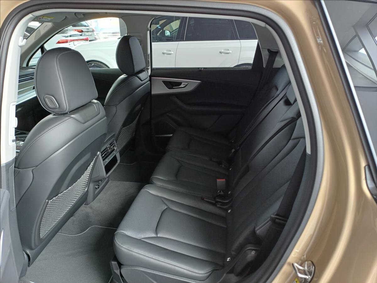 Audi Q7 SUV / Terénní 3,0 l 210 kw