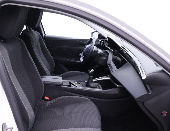 Peugeot 308 Hatchback 1,5 l 96 kw