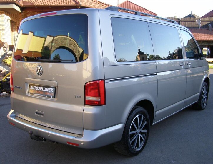 Volkswagen Multivan MPV 2,0 l 132 kw
