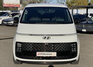 Hyundai Staria 2