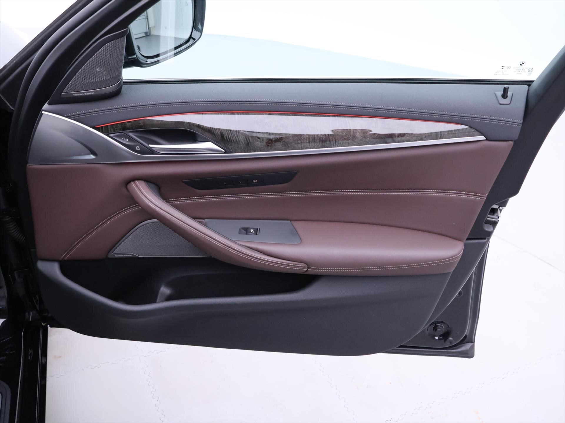 BMW Řada 5 Kombi 3,0 l 250 kw