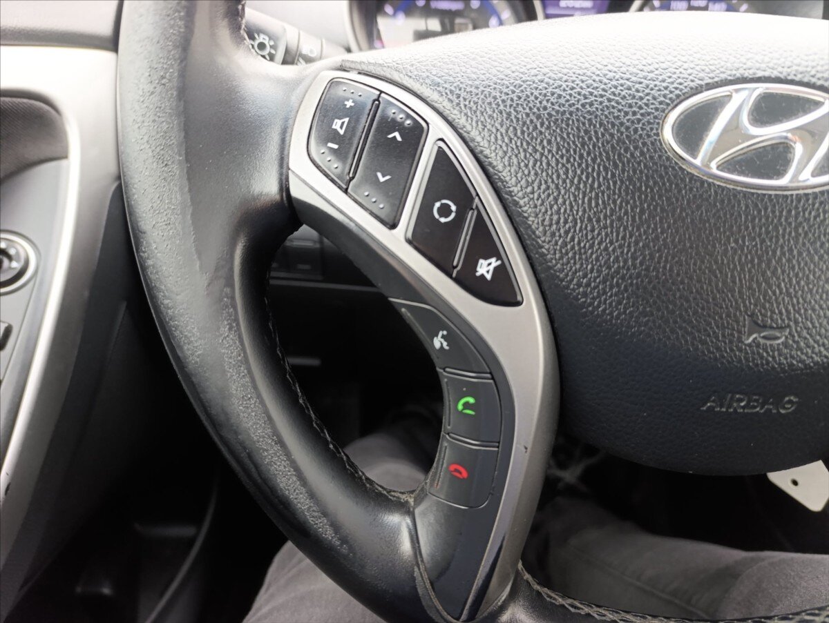 Hyundai i30 Kombi 1,6 l 99 kw