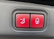 Mercedes-Benz Třídy E 33