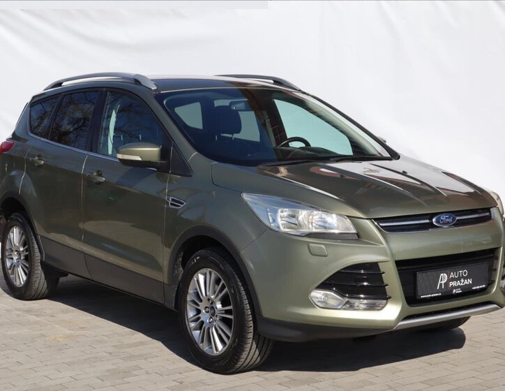 Ford Kuga SUV / Terénní 1,6 l 110 kw