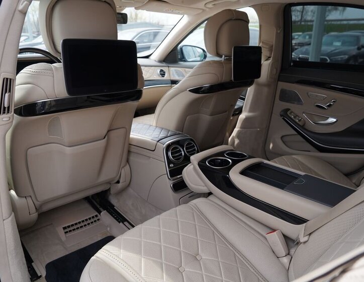 Mercedes-Benz Třídy S Sedan / Limuzína 4,0 l 345 kw