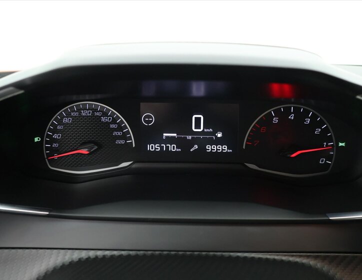 Peugeot 2008 SUV / Terénní 1,2 l 74 kw