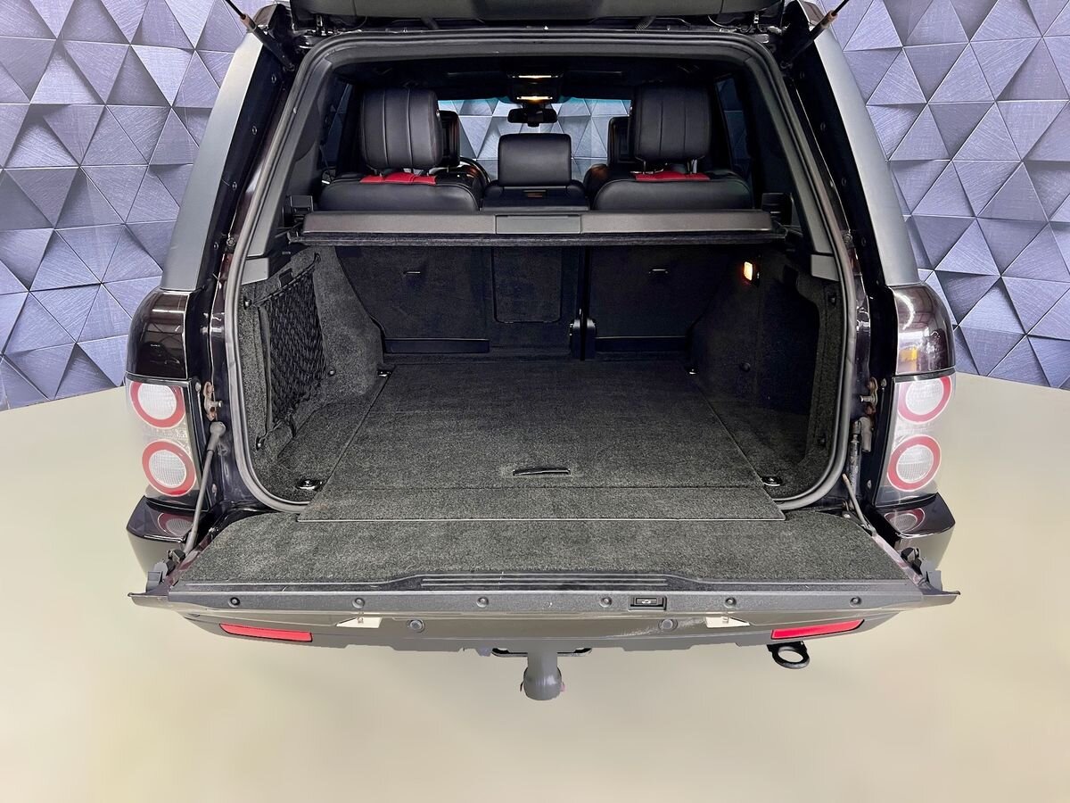 Land Rover Range Rover SUV / Terénní 4,4 l 230 kw