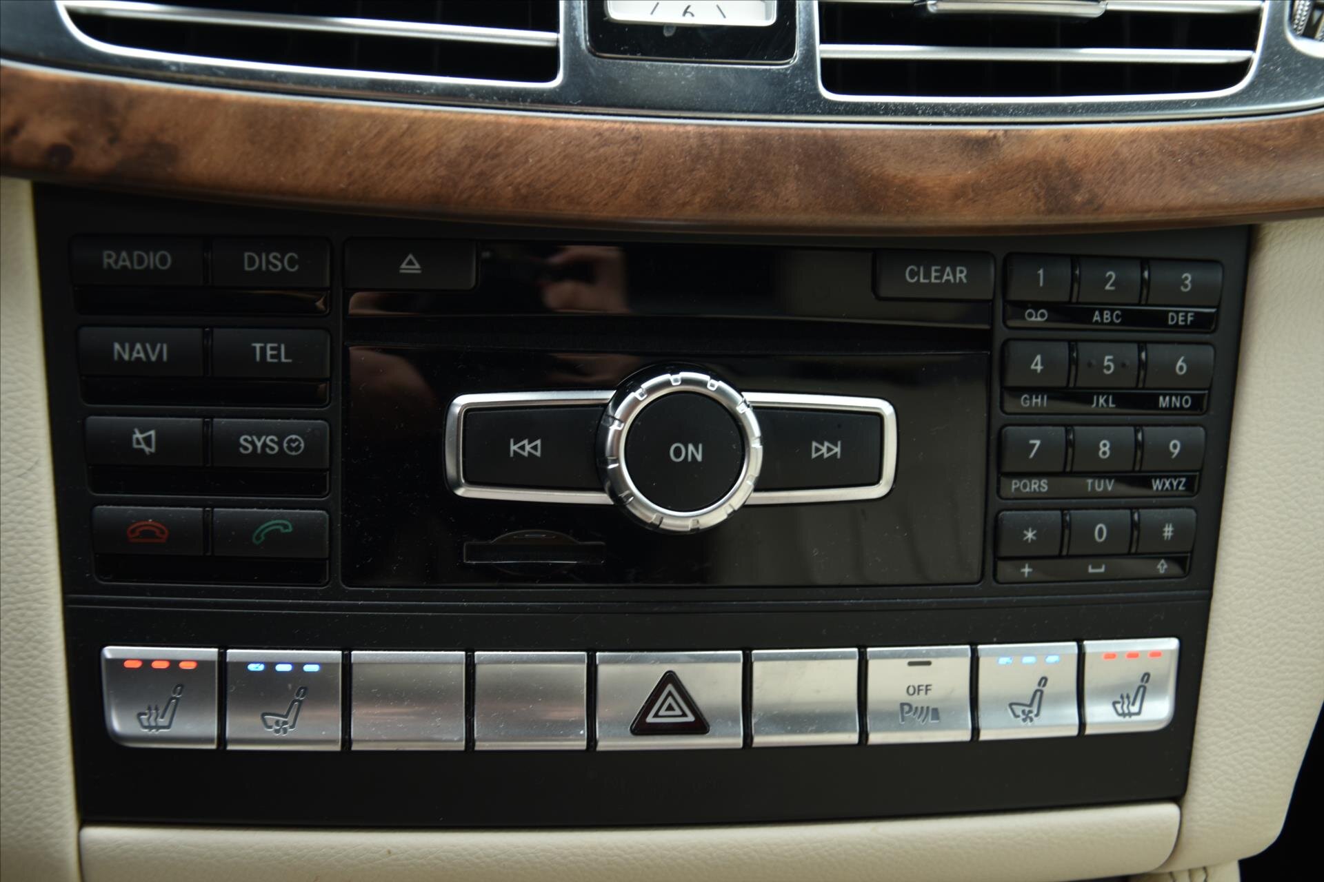 Mercedes-Benz CLS Sedan / Limuzína 3,0 l 195 kw