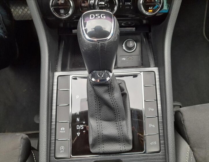 Škoda Superb Kombi 2,0 l 110 kw