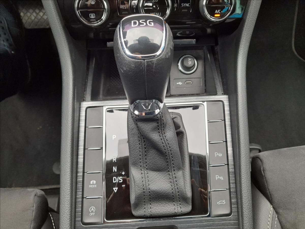 Škoda Superb Kombi 2,0 l 110 kw